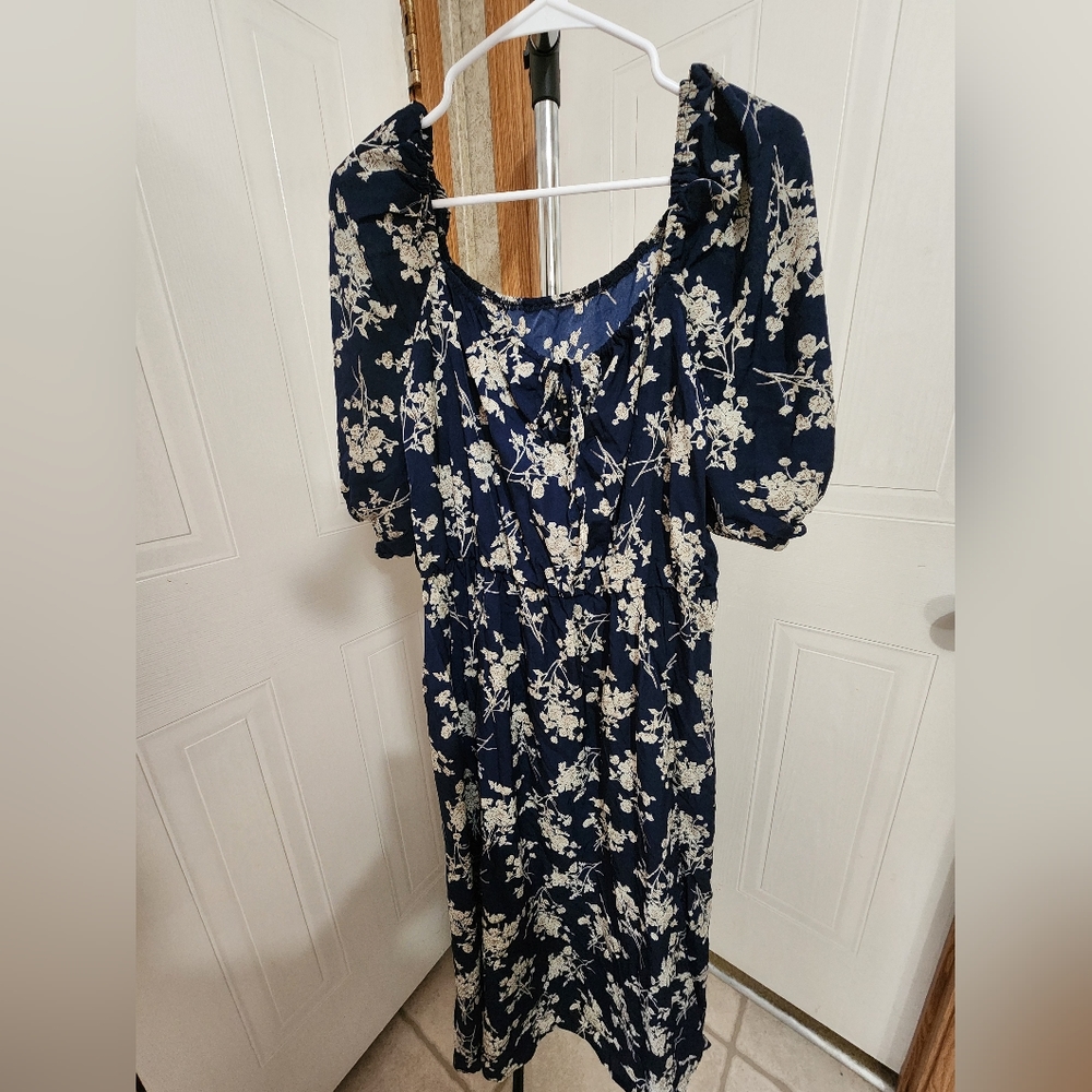 Plus size navy blue floral dress